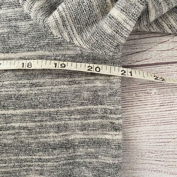 Talbots Women L cotton blend scoopneck Longsleeve textured pullover top - Picture 13 of 13